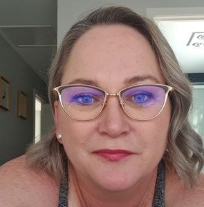 Meet your Posher, Meaghan